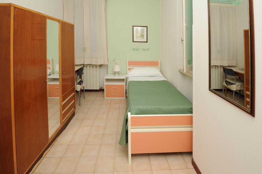 Hotel Marina Montecatini Terme Zimmer foto