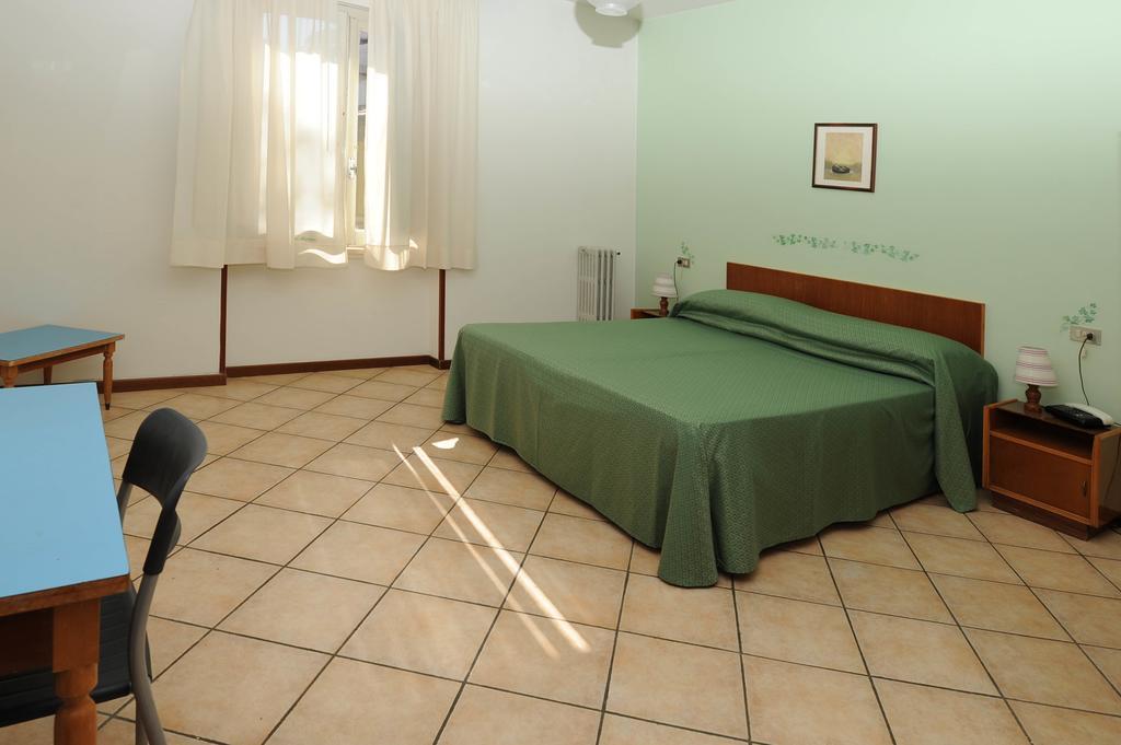 Hotel Marina Montecatini Terme Zimmer foto